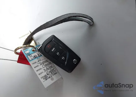 2021 Toyota Corolla Le z USA, uszkodzony, nr VIN 5YFEPMAE4MP210096